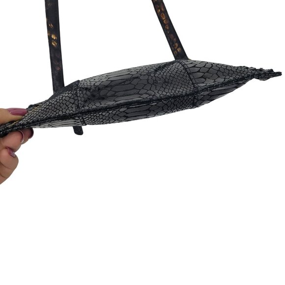 Y2K Sharif Black Faux Snake Wristlet Clutch Bag Baguette Grommet Baddie Biker - Picture 5 of 12
